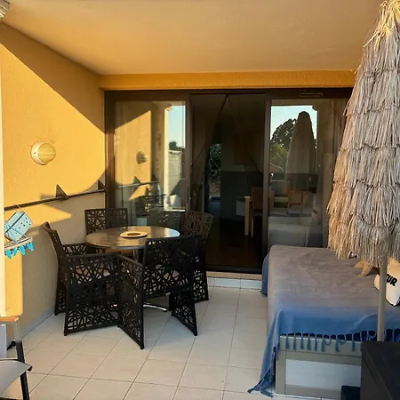 Parcs De 4 Couchages Grimaud